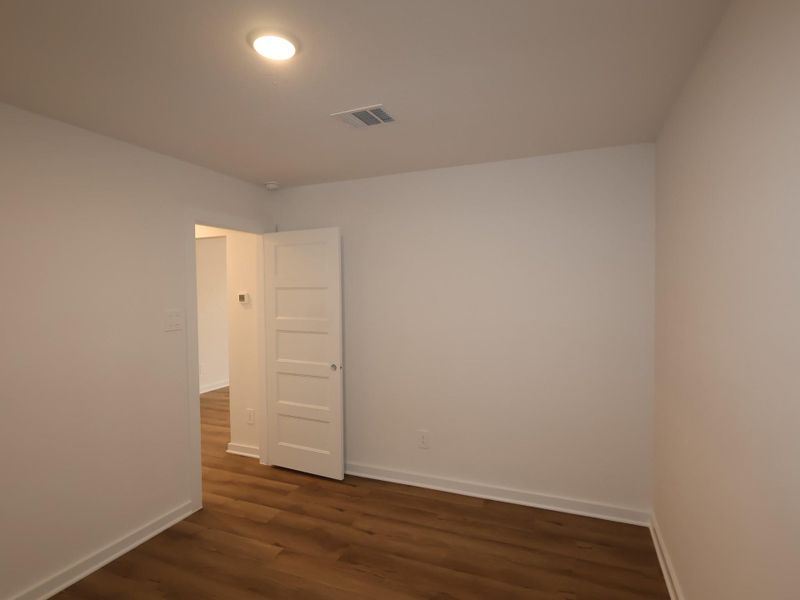 Spacious, unfurnished interior of a new home in Wildrye, Waller (Image 26).