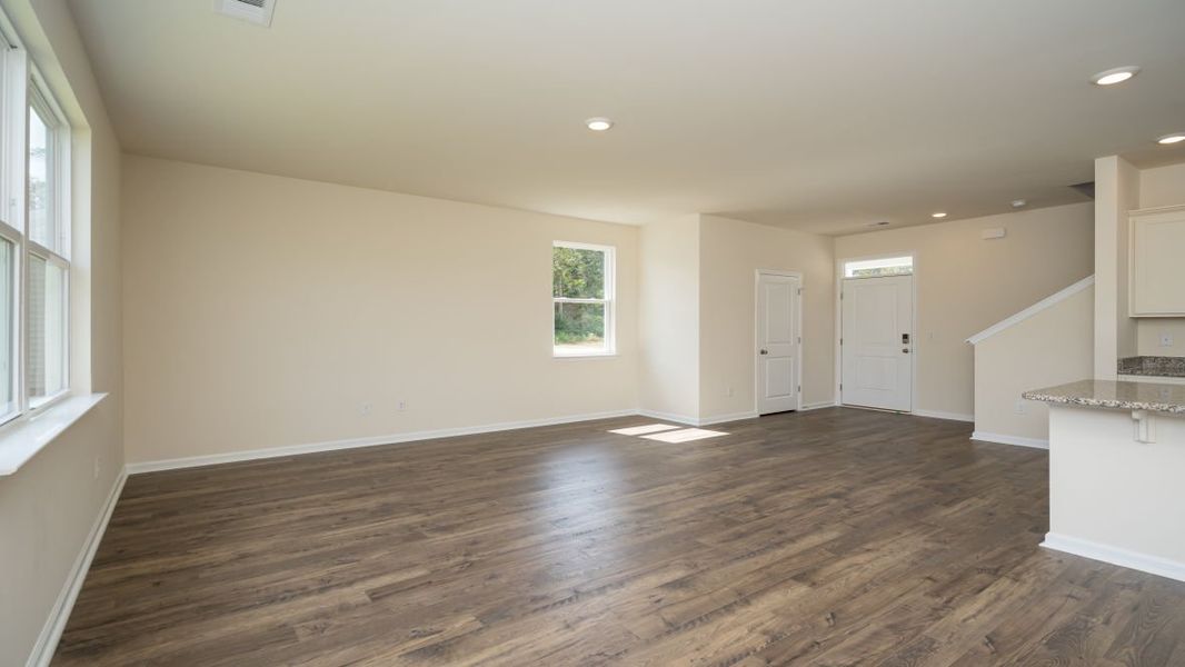 Spacious, unfurnished interior of a new home in The Pines at Blake Farm, Wilmington (Image 18).