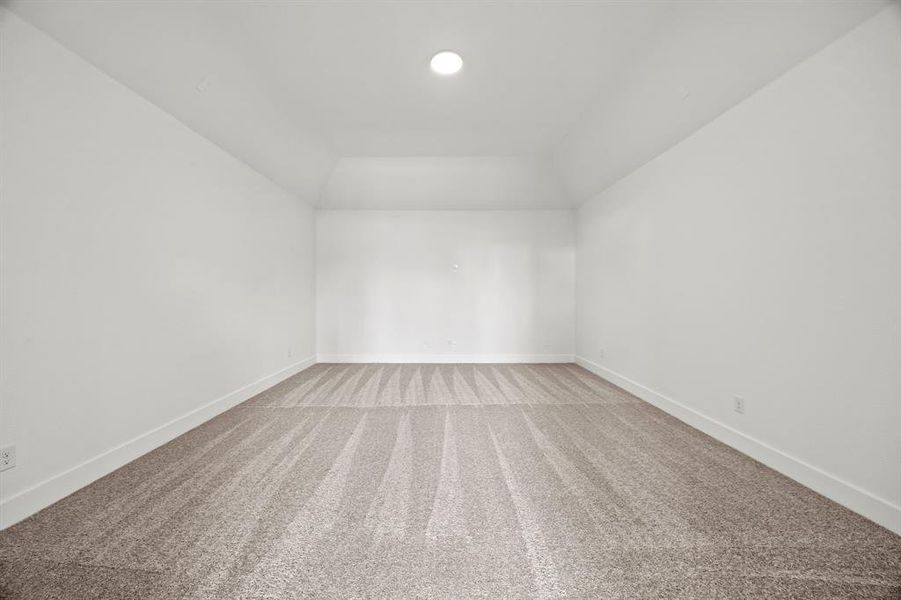 Spacious, unfurnished interior of a new home in Chatham Reserve, Providence Village (Image 35).