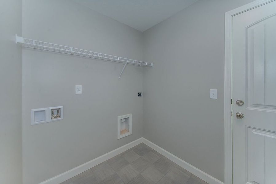 Representative unfurnished interior of a home built from the Beaumont by Enchanted Homes in Guadalupe Heights, Seguin (Image 50).