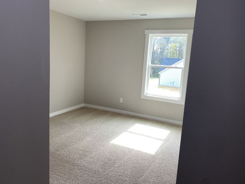 Representative unfurnished interior of a home built from the Taft by Foundation Home Builders LLC in Old Hickory Crossing, Mocksville (Image 25).