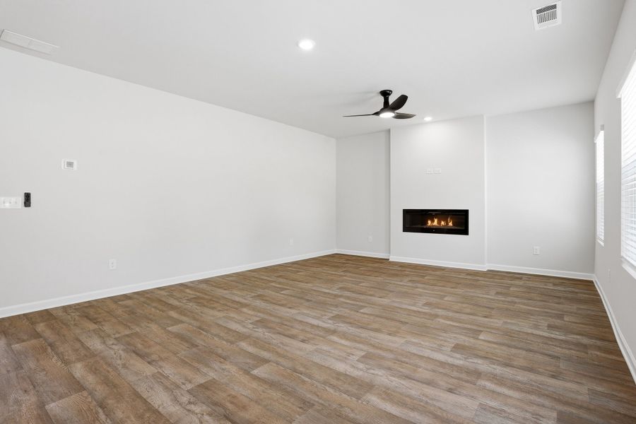 New Home in Covington, GA.  - Slide 4