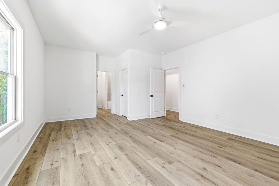 Spacious, unfurnished interior of a new home in , Jefferson (Image 65).