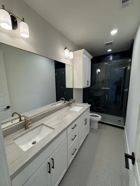 Furnished interior view inside a new home in Summit Ranch, Aledo (Image 9). Furnished interior view inside a new home in Summit Ranch, Aledo (Image 9).