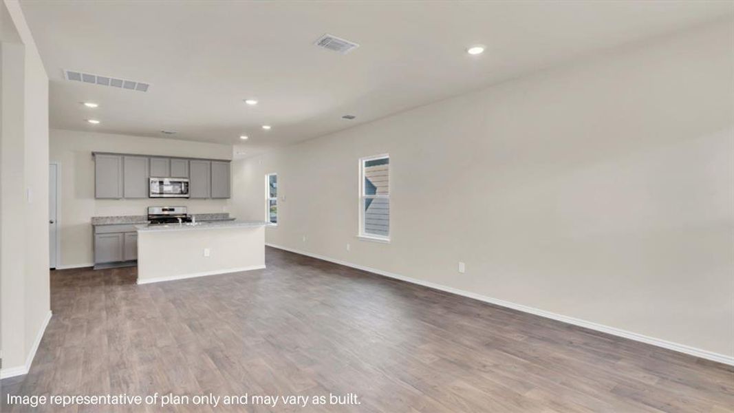 Spacious, unfurnished interior of a new home in California Meadows, Arlington (Image 17).