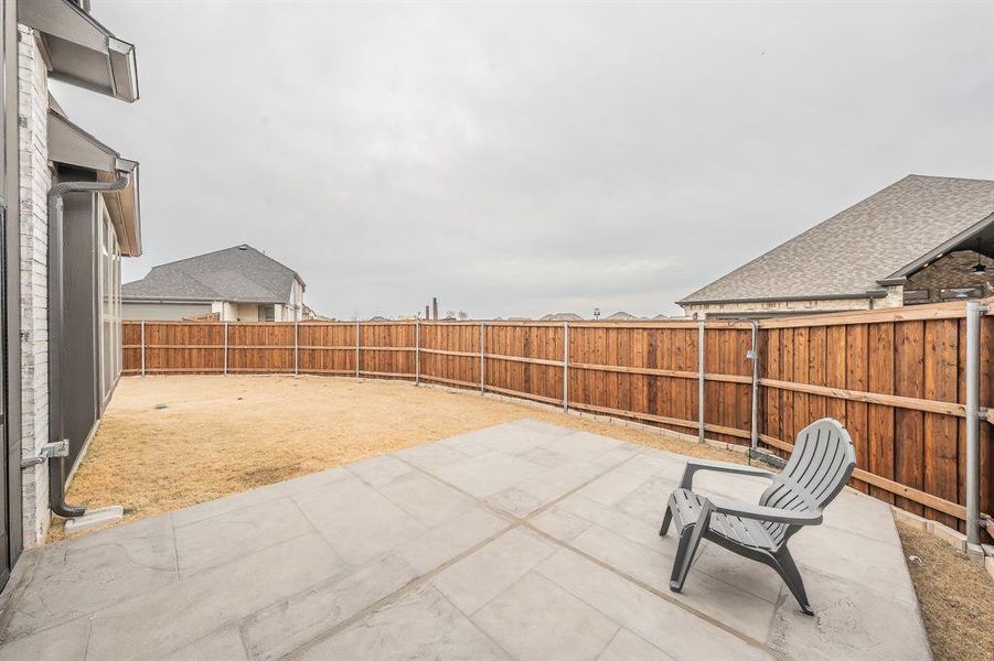 Exterior details and patio area of a home in Karis, Crowley (Image 22).