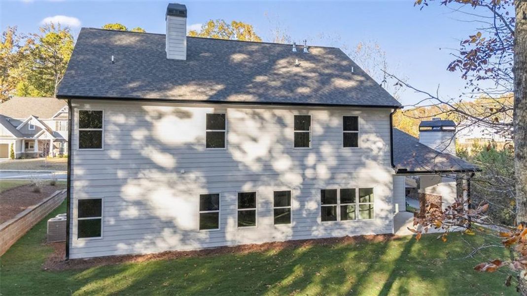 Image 86 of a home in .