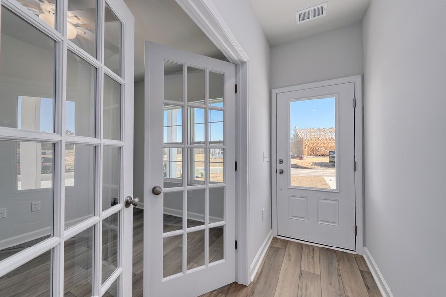 Spacious, unfurnished interior of a new home in Jordan Grove, Conway (Image 14).