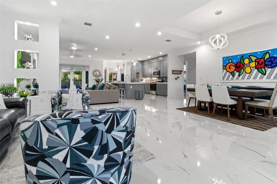 Furnished interior view inside a new home in , Homestead (Image 18).