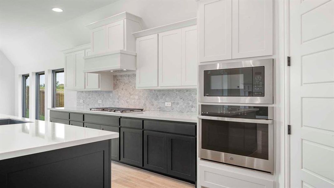 Furnished interior view inside a new home in Sweetgrass, Haslet (Image 10). Furnished interior view inside a new home in Sweetgrass, Haslet (Image 10).
