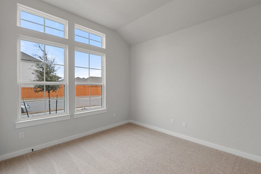 Spacious, unfurnished interior of a new home in Lagos Reserve, Manor (Image 21).