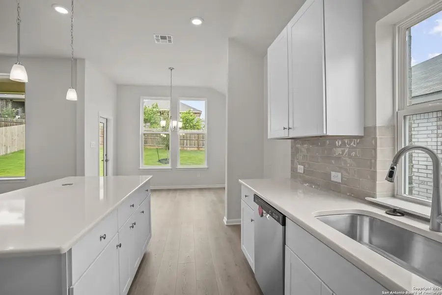 Furnished interior view inside a new home in Comanche Ridge, San Antonio (Image 4). Furnished interior view inside a new home in Comanche Ridge, San Antonio (Image 4).
