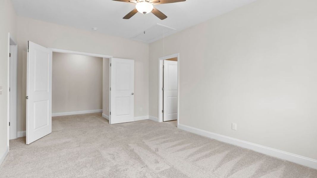 Spacious, unfurnished interior of a new home in Briargate, Fountain Inn (Image 32).