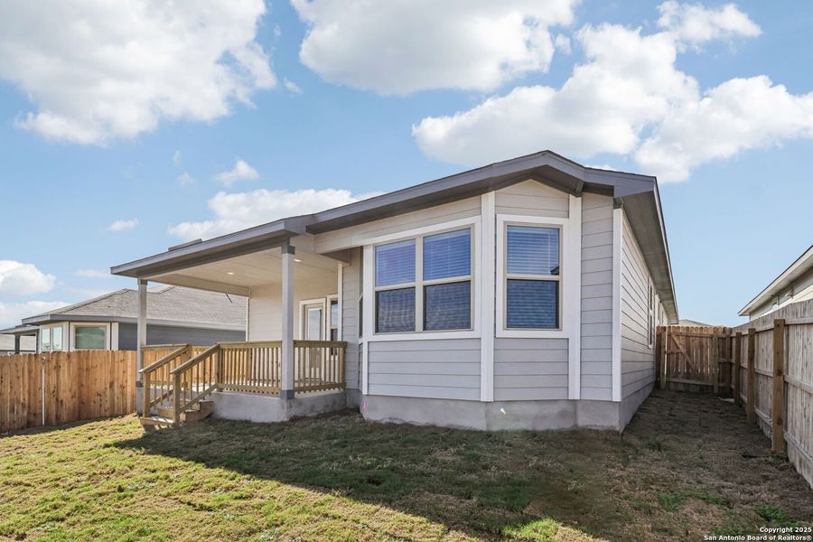 Exterior details and patio area of a home in Remington Ranch, San Antonio (Image 3). Exterior details and patio area of a home in Remington Ranch, San Antonio (Image 3).