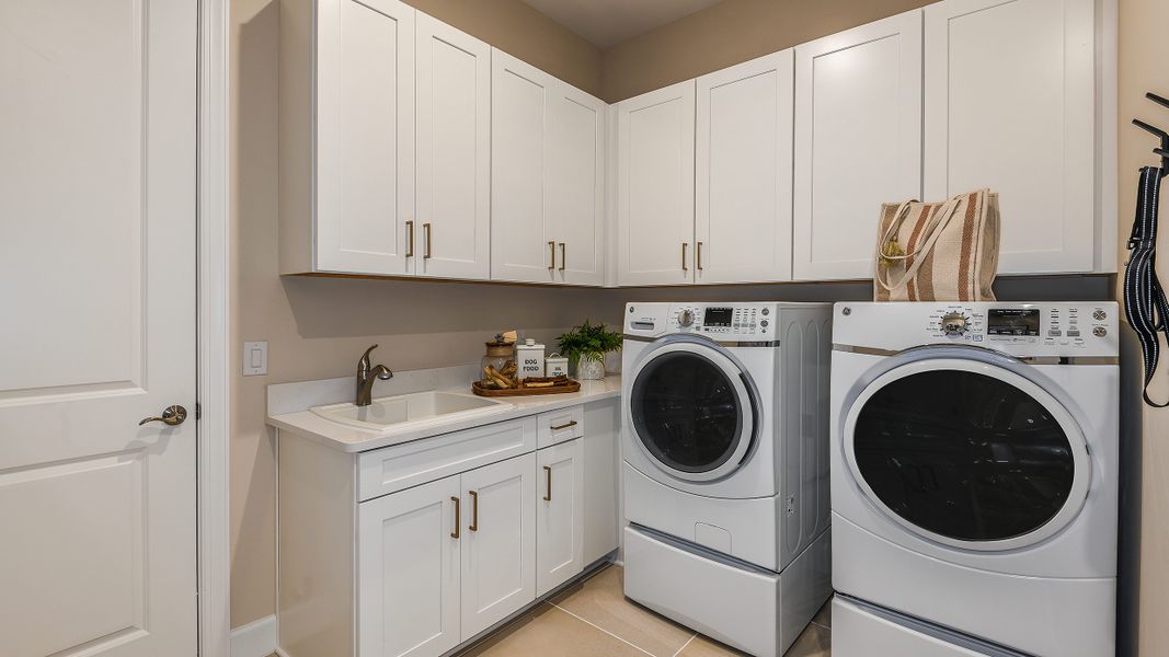 Representative furnished interior of a home built from the Pallazio by Taylor Morrison in Esplanade by the Islands, Naples (Image 16).