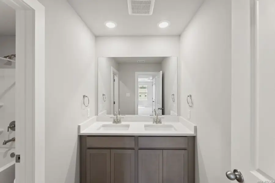 Furnished interior view inside a new home in Park Place, New Braunfels (Image 4).