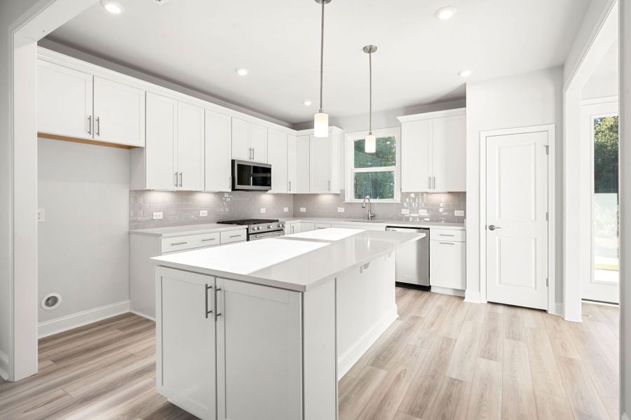 Furnished interior view inside a new home in Sun City Hilton Head, Bluffton (Image 4). Furnished interior view inside a new home in Sun City Hilton Head, Bluffton (Image 4).