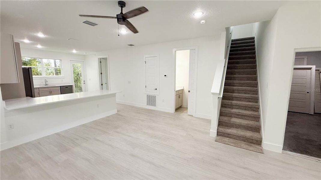 Image 23 of a home in . Image 23 of a home in .