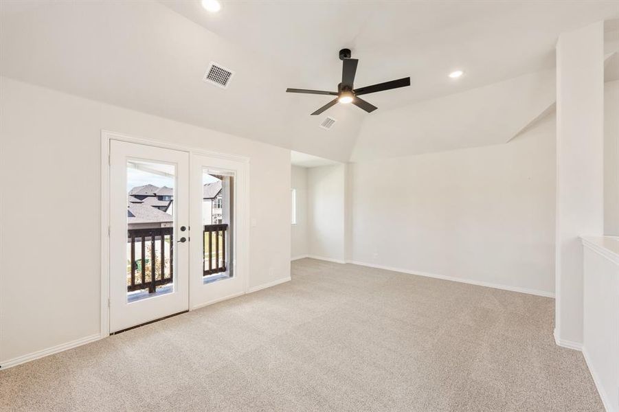 Spacious, unfurnished interior of a new home in Mockingbird Hills 60-65, Joshua (Image 23). Spacious, unfurnished interior of a new home in Mockingbird Hills 60-65, Joshua (Image 23).