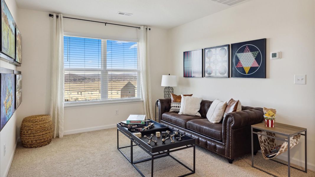 Furnished interior view inside a new home in Saint Andrews Garth, Kingsport (Image 17).
