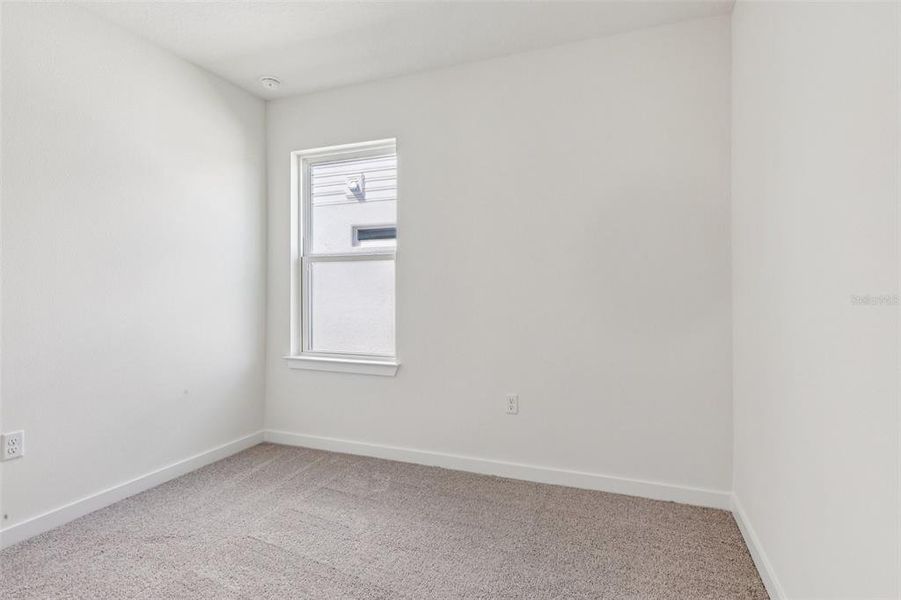 Spacious, unfurnished interior of a new home in Willowbrook North, Winter Haven (Image 15).