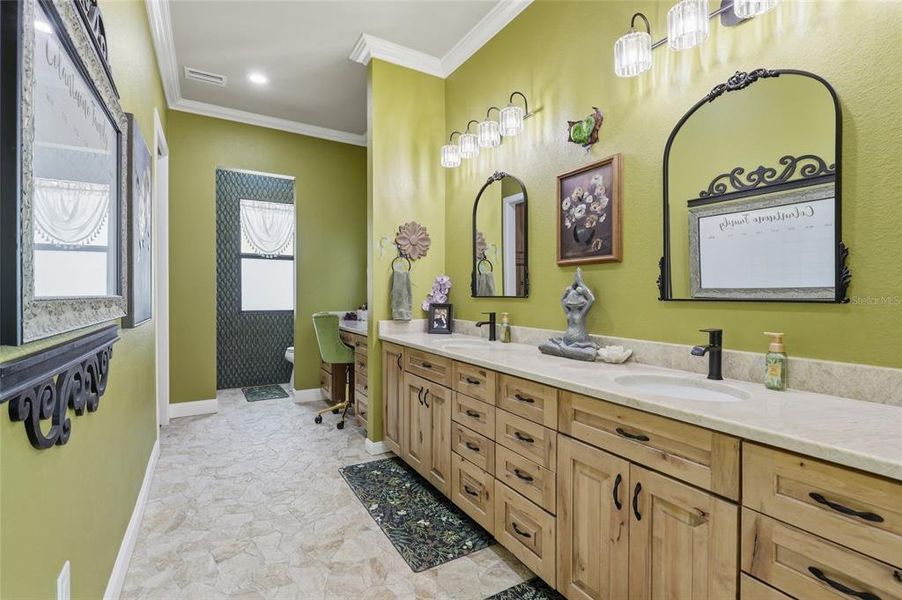 Furnished interior view inside a new home in , Cape Coral (Image 9).