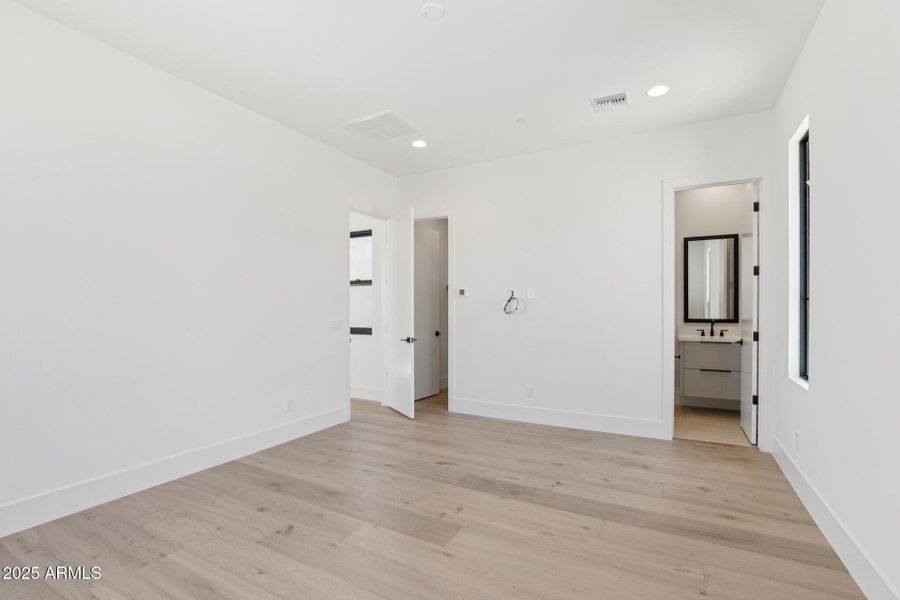 35-web-or-mls-E Buckskin Trail-S2407-032