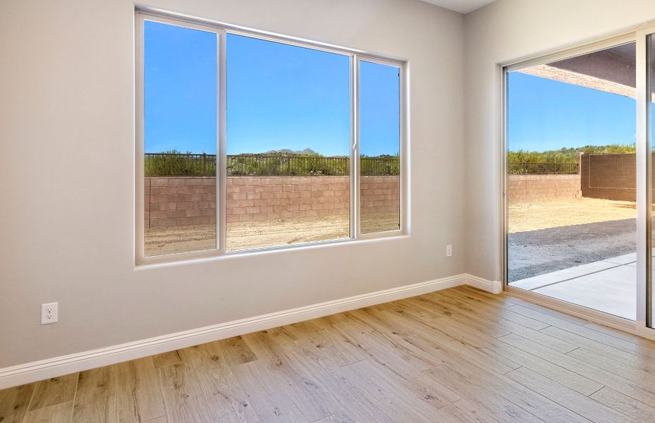 Spacious, unfurnished interior of a new home in Vistoso Canyon Estates, Oro Valley (Image 15).