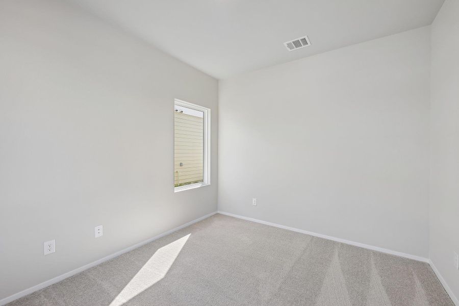 Spacious, unfurnished interior of a new home in Edgebrooke, Pflugerville (Image 23). Spacious, unfurnished interior of a new home in Edgebrooke, Pflugerville (Image 23).
