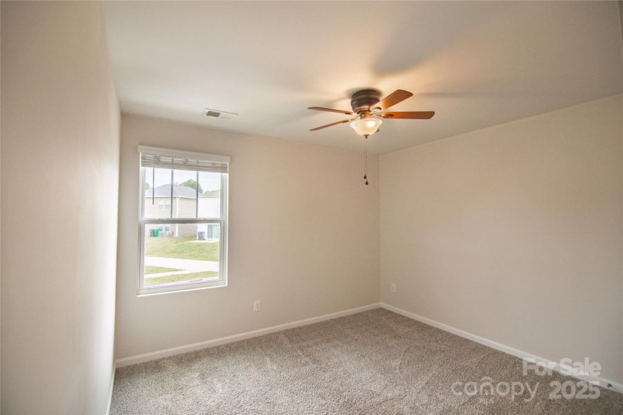 Spacious, unfurnished interior of a new home in Belterra, Charlotte (Image 7).