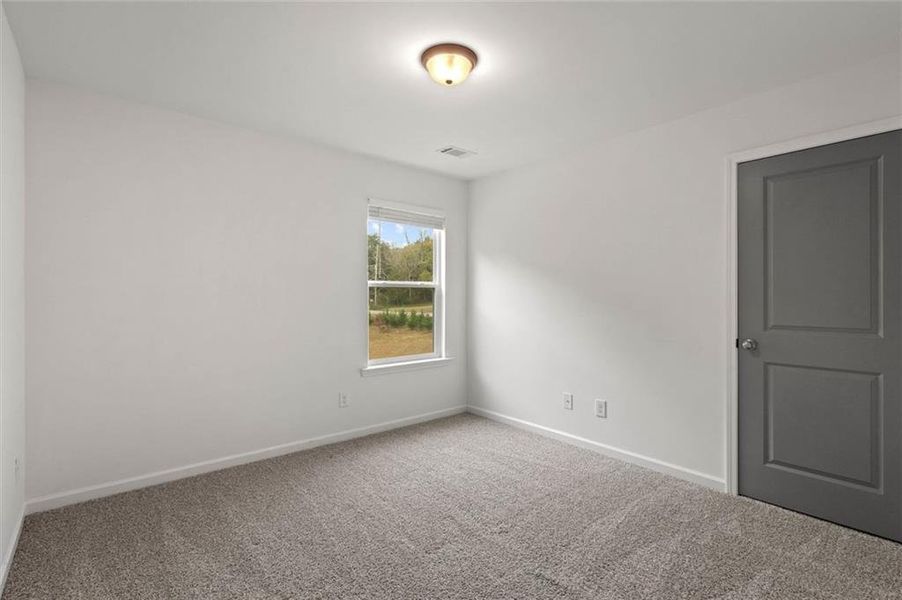Spacious, unfurnished interior of a new home in , Auburn (Image 18).