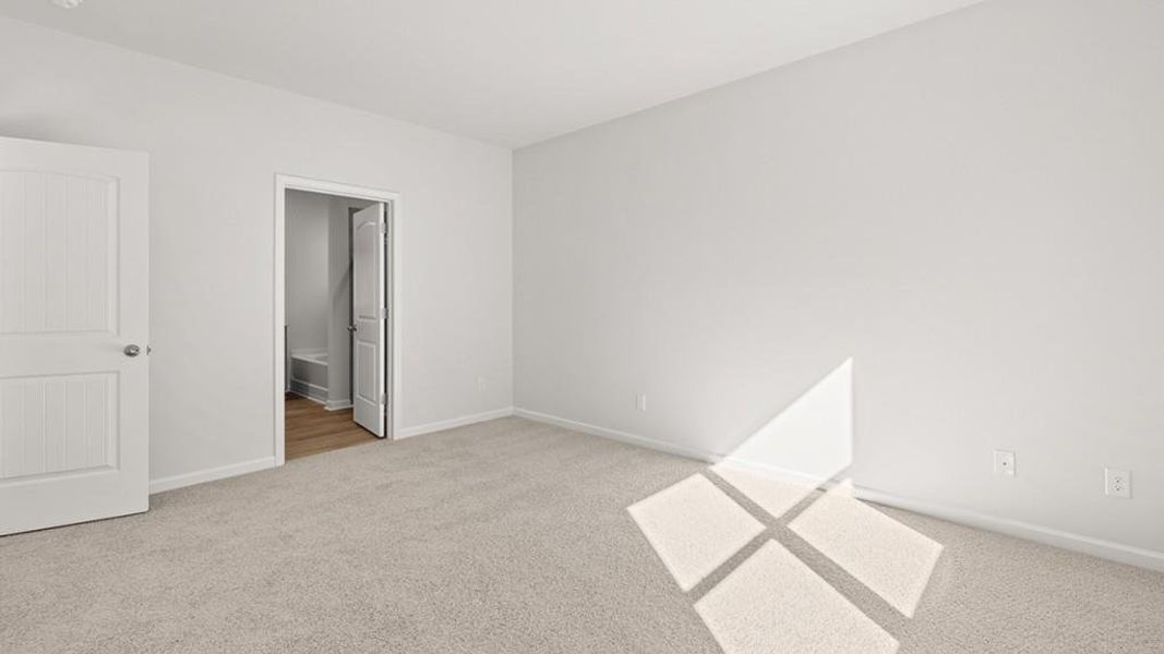 Spacious, unfurnished interior of a new home in Hamptons at Riverwood South, Dallas (Image 37).