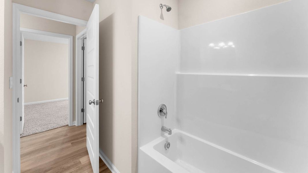 Image 28 of a home in Park Place.