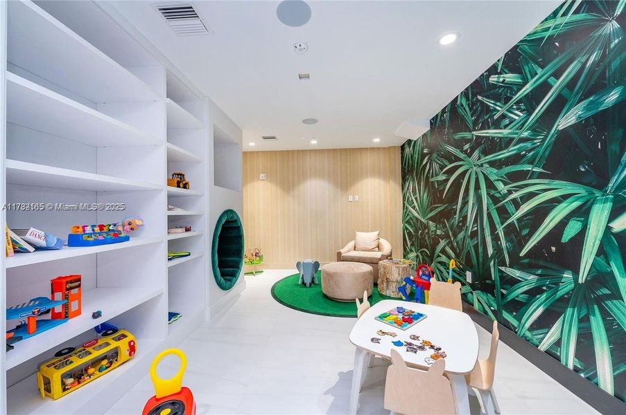 Furnished interior view inside a new home in , Sunny Isles Beach (Image 23).