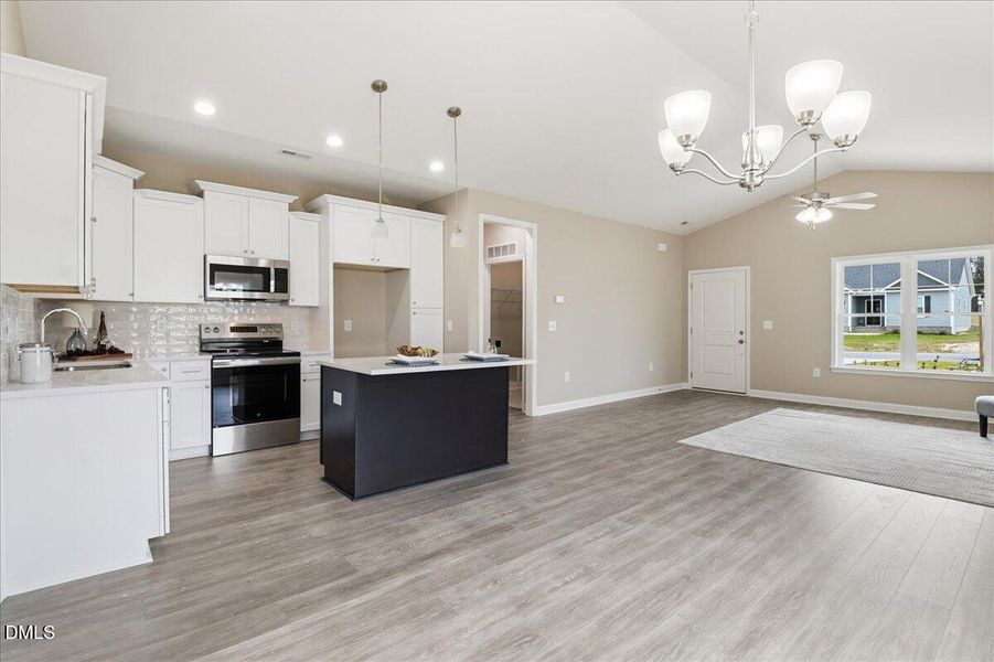 16-105 Sagewood Dr-16