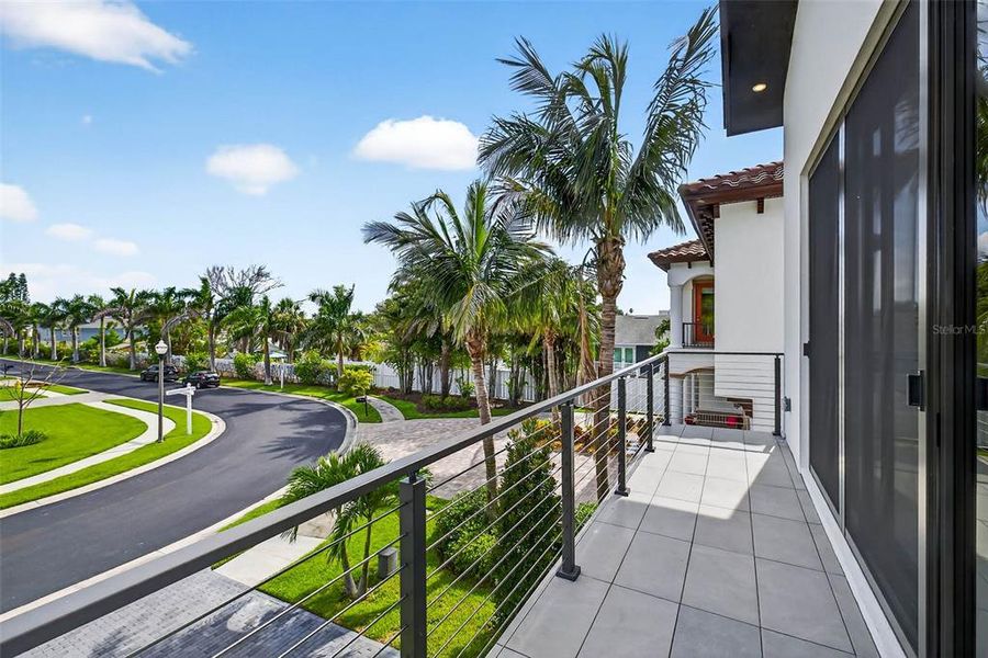 Exterior details and patio area of a home in , Redington Shores (Image 28).
