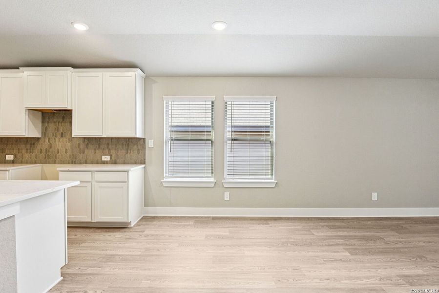 Image 50 of a home in Lark Canyon.