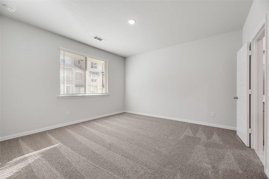 Spacious, unfurnished interior of a new home in Wade Settlement Townhomes, Frisco (Image 21).