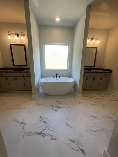 Furnished interior in a model home at Silvercrest Lakes in Acworth (Image 10). Furnished interior in a model home at Silvercrest Lakes in Acworth (Image 10).