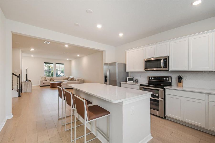 Furnished interior view inside a new home in , Orlando (Image 10).