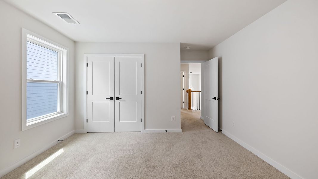 Spacious, unfurnished interior of a new home in Sunset Summits, Spartanburg (Image 25). Spacious, unfurnished interior of a new home in Sunset Summits, Spartanburg (Image 25).