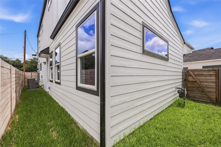 Exterior details and patio area of a home in , Austin (Image 29).