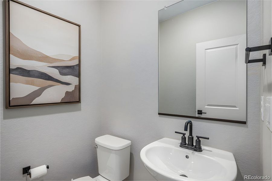 Furnished interior view inside a new home in Second Creek Farm, Commerce City (Image 16).