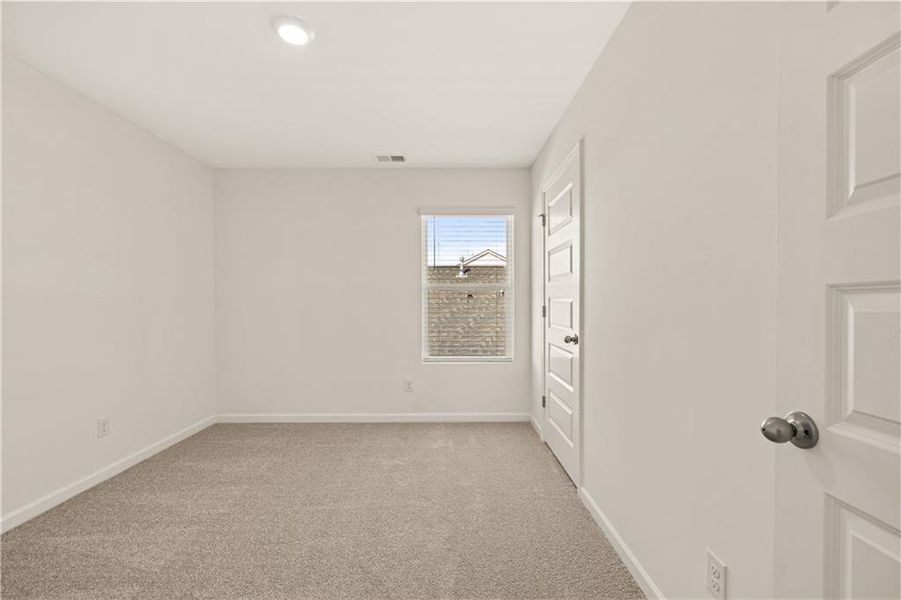 Spacious, unfurnished interior of a new home in Twin Lakes, Hoschton (Image 13).