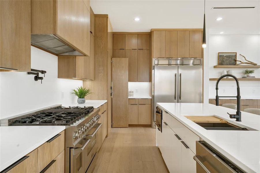 Furnished interior view inside a new home in , Heath (Image 18).
