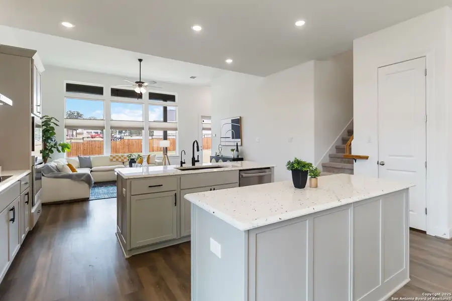 Furnished interior view inside a new home in Woodbridge Farms, La Vernia (Image 10).