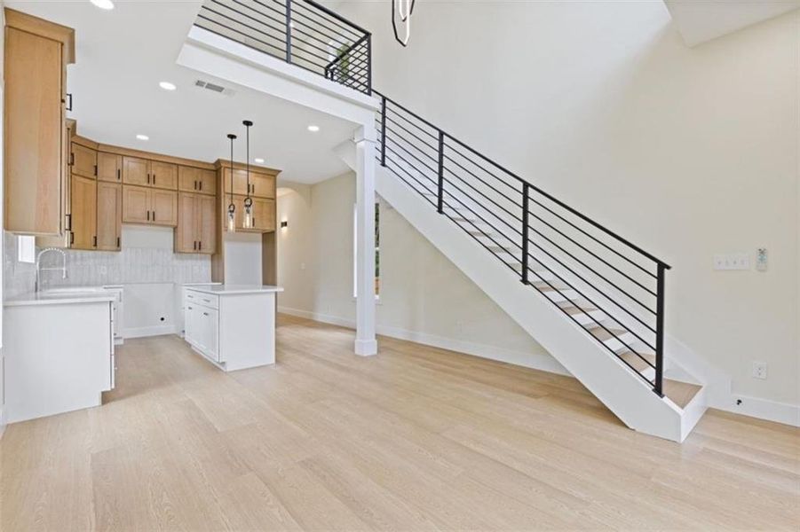 Image 36 of a home in .