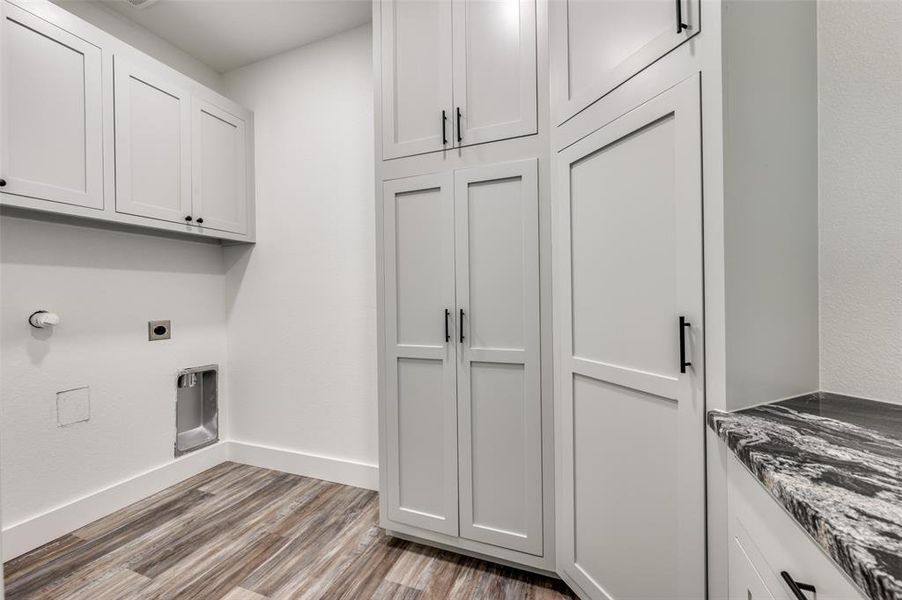 Spacious, unfurnished interior of a new home in , Gainesville (Image 11). Spacious, unfurnished interior of a new home in , Gainesville (Image 11).