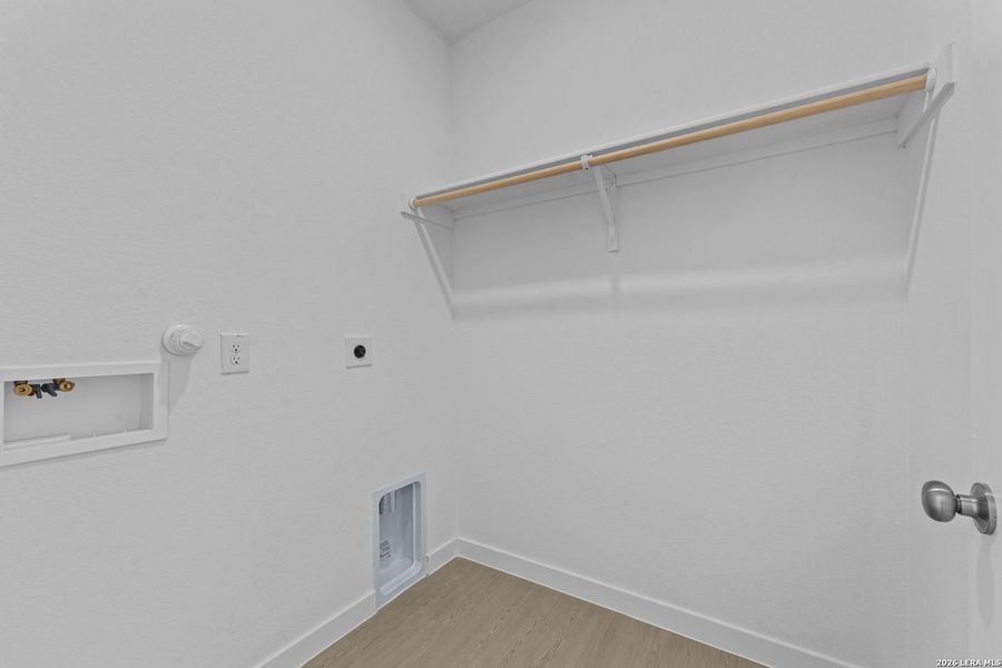 Spacious, unfurnished interior of a new home in Grace Valley, Marion (Image 17).