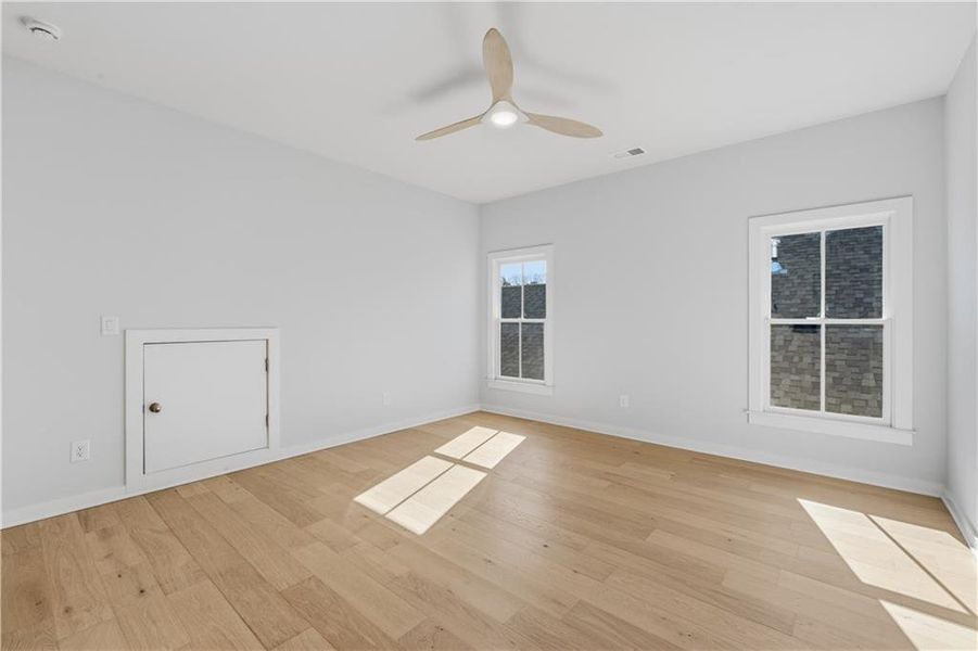 Spacious, unfurnished interior of a new home in , Milton (Image 31).